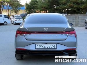 Hyundai AVANTE 1.6 2021 года из Южной Кореи