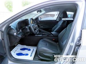 Hyundai AVANTE 1.6 2021 года из Южной Кореи