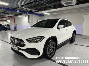 Mercedes-Benz GLA-Class GLA250 4MATIC 2021 года из Южной Кореи