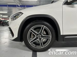 Mercedes-Benz GLA-Class GLA250 4MATIC 2021 года из Южной Кореи