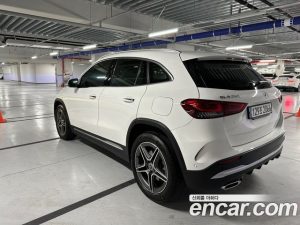 Mercedes-Benz GLA-Class GLA250 4MATIC 2021 года из Южной Кореи