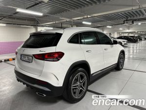 Mercedes-Benz GLA-Class GLA250 4MATIC 2021 года из Южной Кореи