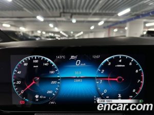 Mercedes-Benz GLA-Class GLA250 4MATIC 2021 года из Южной Кореи