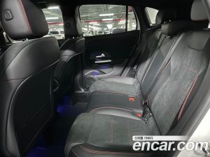 Mercedes-Benz GLA-Class GLA250 4MATIC 2021 года из Южной Кореи