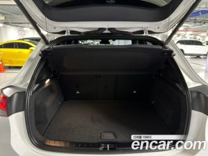 Mercedes-Benz GLA-Class GLA250 4MATIC 2021 года из Южной Кореи