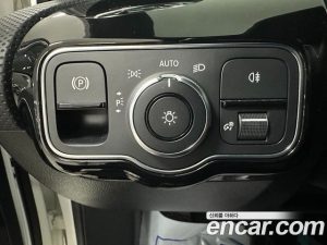 Mercedes-Benz A-Class A220 SEDAN 2021 года из Южной Кореи
