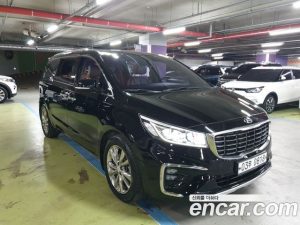 Kia Carnival 7-Seater Limousine 2019 года из Южной Кореи