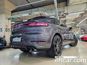 Porsche Cayenne 4.0 Turbo Coupe 2021 года из Южной Кореи