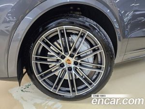 Porsche Cayenne 4.0 Turbo Coupe 2021 года из Южной Кореи