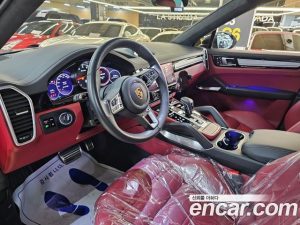 Porsche Cayenne 4.0 Turbo Coupe 2021 года из Южной Кореи