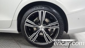 Volvo S60 T5 Inscription 2020 года из Южной Кореи