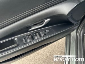 Hyundai AVANTE 1.6 2021 года из Южной Кореи