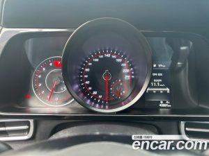 Hyundai AVANTE 1.6 2021 года из Южной Кореи