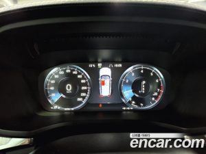 Volvo V60 T5 PRO AWD 2020 года из Южной Кореи