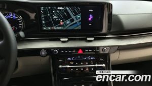 Kia Carnival 7-Seater на открытом воздухе 2023 года из Южной Кореи