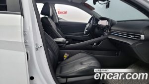 Hyundai AVANTE 1.6 2021 года из Южной Кореи