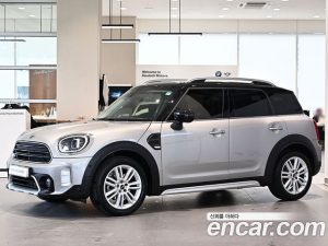 Mini Countryman CLASSIC Plus COMFORT PACK 2023 года из Южной Кореи