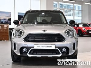 Mini Countryman CLASSIC Plus COMFORT PACK 2023 года из Южной Кореи