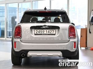 Mini Countryman CLASSIC Plus COMFORT PACK 2023 года из Южной Кореи