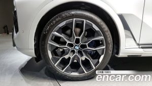 BMW X7 xDrive 40i M Sport 6-seater 2024 года из Южной Кореи