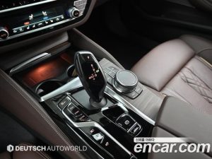 BMW 5-Series 530e M Sport 2021 года из Южной Кореи