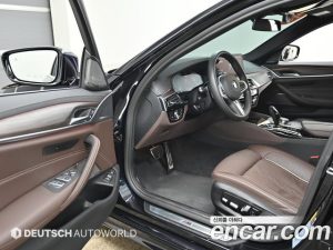 BMW 5-Series 530e M Sport 2021 года из Южной Кореи