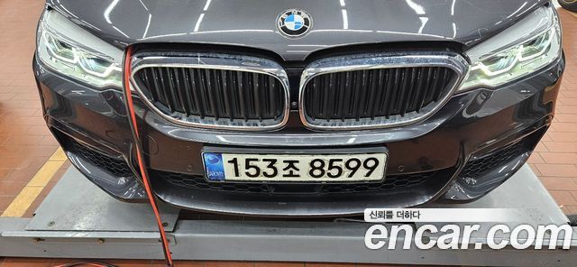 BMW 5-Series 520d M Sport Plus 2020 года из Кореи