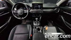 Kia Seltos Бензин 1.6 Turbo 2WD 2020 года из Южной Кореи