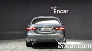 Mercedes-Benz E-Class E250 Exclusive 2021 года из Южной Кореи