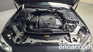 Mercedes-Benz E-Class E250 Exclusive 2021 года из Южной Кореи