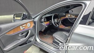 Mercedes-Benz E-Class E250 Exclusive 2021 года из Южной Кореи