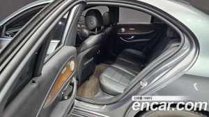 Mercedes-Benz E-Class E250 Exclusive 2021 года из Южной Кореи