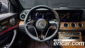 Mercedes-Benz E-Class E250 Exclusive 2021 года из Южной Кореи