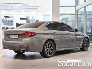 BMW 5-Series 530e M Sport 2021 года из Южной Кореи