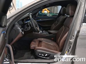 BMW 5-Series 530e M Sport 2021 года из Южной Кореи