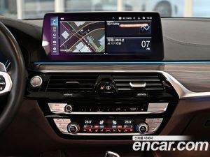BMW 5-Series 530e M Sport 2021 года из Южной Кореи