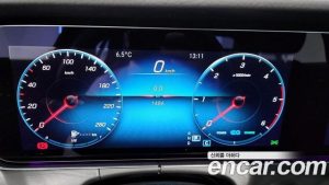 Mercedes-Benz E-Class E220d 4MATIC AMG Line 2023 года из Южной Кореи
