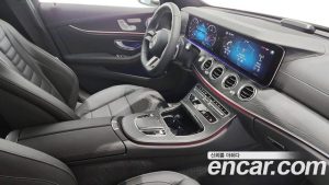 Mercedes-Benz E-Class E220d 4MATIC AMG Line 2023 года из Южной Кореи