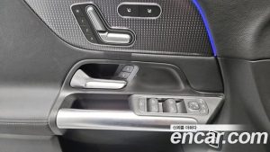 Mercedes-Benz EQA EQA250 AMG LINE 2023 года из Южной Кореи