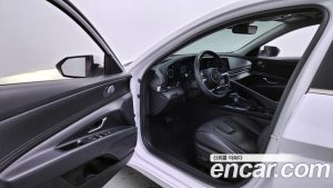 Hyundai AVANTE 1.6 2021 года из Южной Кореи