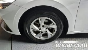 Hyundai AVANTE 1.6 2021 года из Южной Кореи