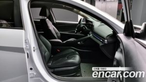 Hyundai AVANTE 1.6 2021 года из Южной Кореи