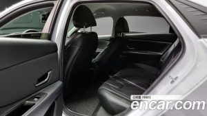 Hyundai AVANTE 1.6 2021 года из Южной Кореи