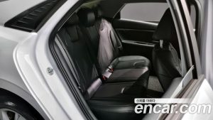 Hyundai AVANTE 1.6 2021 года из Южной Кореи