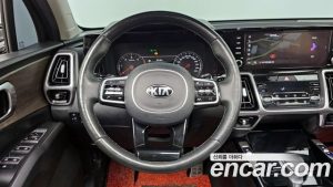 Kia Sorento Дизель 2.2 2WD 2021 года из Южной Кореи