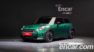 Mini Cooper CLASSIC COMFORT PACK 2023 года из Южной Кореи