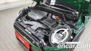 Mini Cooper CLASSIC COMFORT PACK 2023 года из Южной Кореи