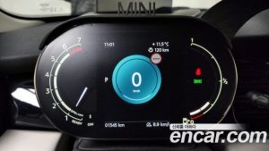 Mini Cooper CLASSIC COMFORT PACK 2023 года из Южной Кореи