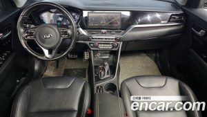 Kia Niro 1.6 HEV 2020 года из Южной Кореи