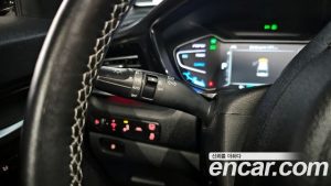 Kia Niro 1.6 HEV 2020 года из Южной Кореи
